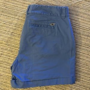 Vineyard Vines Shorts, Womens size 4, cuffed double button, pockets